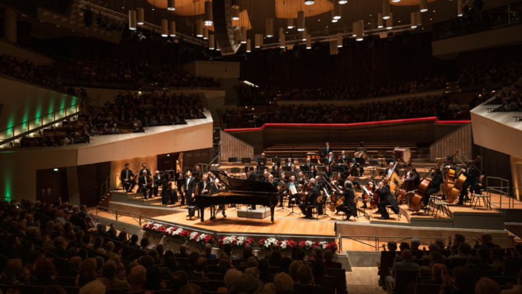 A Magical Evening at the Berlin Philharmonie: Paul Ji Performs Chopin Concerto No. 2