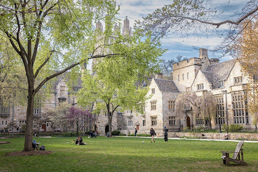 【YaleNews】 Paul Ji received Lentilhon Selden Memorial Award